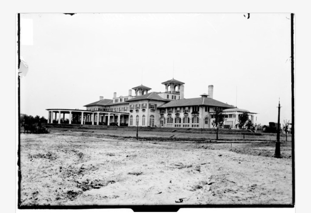 The South Shore Country Club: A Palace, A Fall, A&nbsp;Resurrection